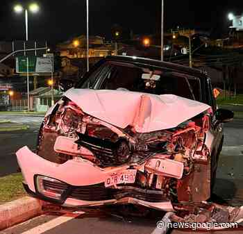 Mulher é detida após dirigir embriagada e causar acidente em Lages - scc10.com.br