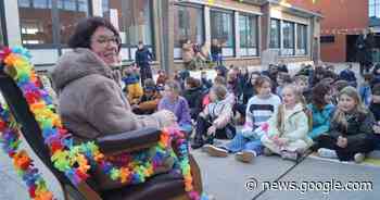 Gemeenteschool Westrozebeke zwaait juf Gerda uit | Staden | hln.be - Het Laatste Nieuws