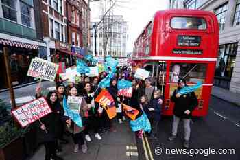 Parents join teachers on demonstrations despite school closure ... - Hackney Gazette
