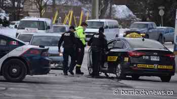 Crash involving taxi snarls traffic in central Barrie