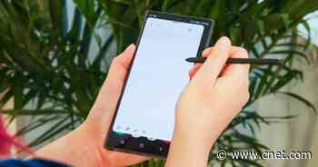 Smartphone Sales Are Dismal -- and Samsung Just Unveiled a $1,200 Phone     - CNET