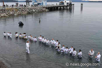 Sidney's Glass Beach becomes outdoor dojo for brave students ... - Victoria News