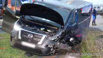 Vrouw zwaargewond na frontale aanrijding aan Hoogveld in ... - TV Oost