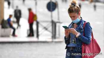 BlackRock pushes to attract more retail investors to ETFs - Financial Times