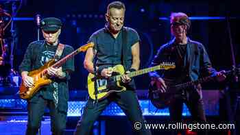 Bruce Springsteen and the E Street Band Launch World Tour With Ecstatic, Emotional Tampa Show