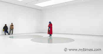 Felix Gonzalez-Torres, a Master of Mutability