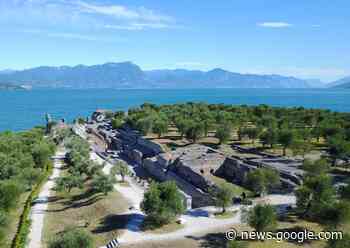 Le Grotte di Catullo e la vista sul Garda - Milano da Bere - Milanodabere.it