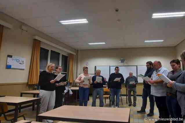 Toneelvereniging trekt ten oorlog met soep en liefde