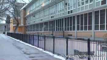 Chicago Opens Temporary Shelter For Asylum Seekers at Former Woodlawn School Despite Concerns
