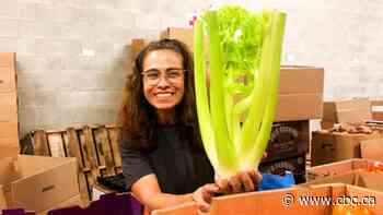 Eating 'ugly produce' could cut food waste — and your grocery bill