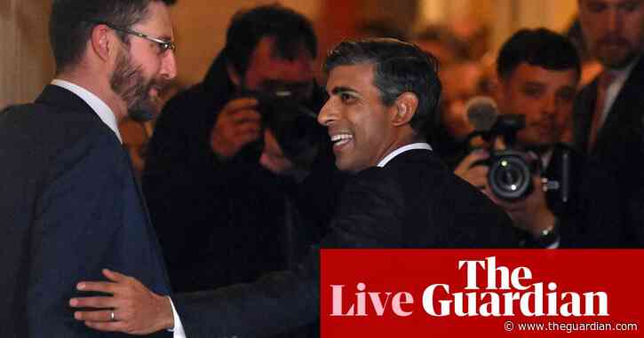 No 10 backs cabinet secretary Simon Case despite report implying he may not have passed on Dominic Raab warning to PM – live