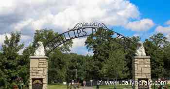 'He was a sweetheart': Aurora zoo mourns death of Tonka the cougar