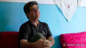 Iranian director freed on bail after going on hunger strike