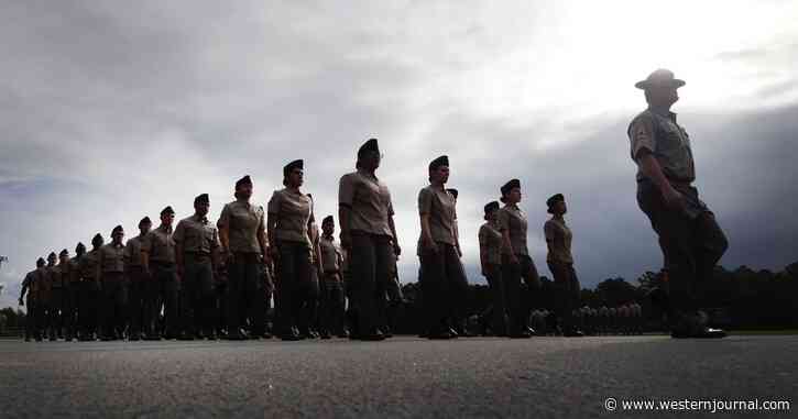 Op-Ed: Army Scrambles to Boost Lagging Recruitment, But Won't Make the One Really Necessary Change