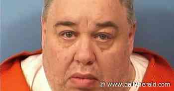 Elmhurst man pleads guilty to having child pornography