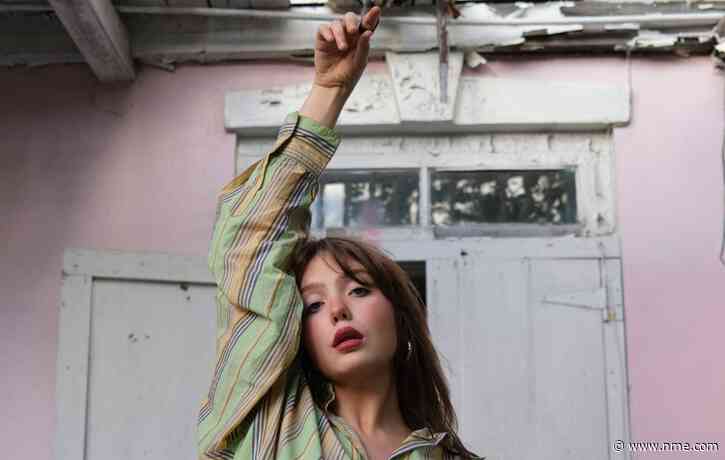 Dave Stewart mentee Faye Fantarrow shares single ‘AWOL’