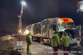 21:12 Uhr: Lkw-Bergung bei Herford geglückt