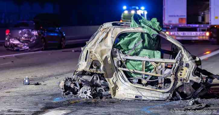 Unfall mit sieben Fahrzeugen auf der A3 – Ein Toter