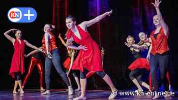 "Kiel singt und spielt für Kiel": Farbenfroher Auftakt im Schauspielhaus