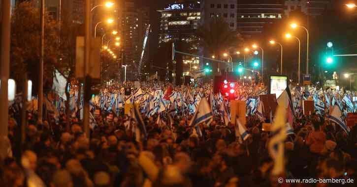 Umstrittene Justizreform: Zehntausende Israelis protestieren