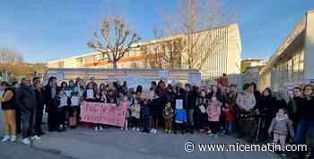 Parents, enfants et élus ont manifesté contre la fermeture d'une classe à Mouans-Sartoux