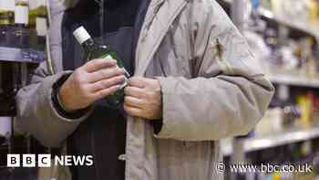 Shoplifter rehab 'saving West Midlands retailers thousands'