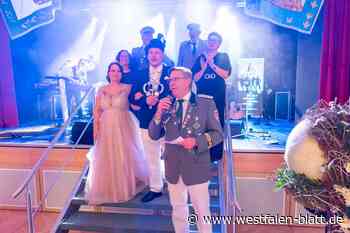 Schützen feiern Lichtmessball in Brakel