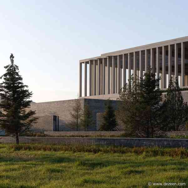 Concrete colonnade wraps oatmeal factory in China by JSPA Design