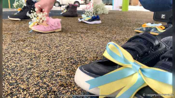 'Absolute nightmare': Calgarians call attention to the children unable to leave Ukraine
