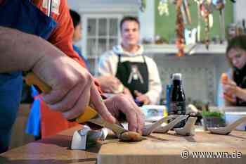 Gemüseschnippeln ohne Augenlicht: Kochen mit Sehbehinderung