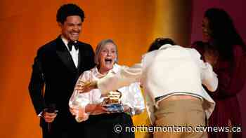 Elderly northern Ont. woman turns heads at Grammy Awards