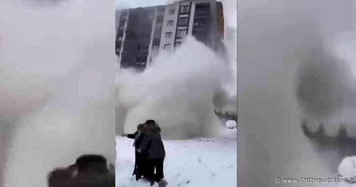 Terremoto in Turchia, il momento del crollo di un edificio a Malatya dopo la seconda scossa