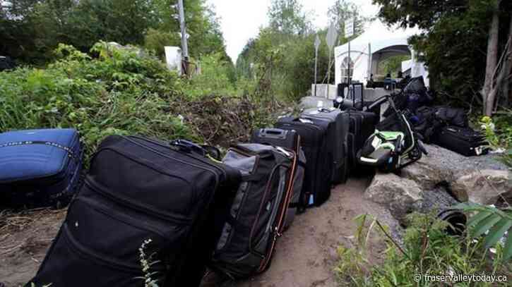 Quebec minister ‘surprised’ asylum seekers given free bus tickets from New York City