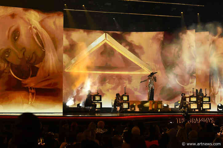 Art Stars at the Grammys as Refik Anadol’s Designs Appear on Stage and a Nam June Paik Piece Is Referenced