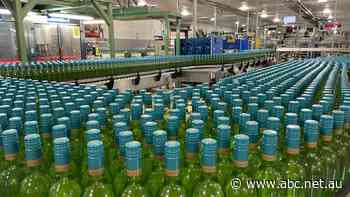 Chardonnay beats shiraz for top export drop for Aussie wineries