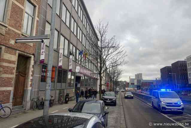 Leerlingen geven zich aan na brandstichting op school: “Toiletdeksel ingesmeerd met alcoholgel”