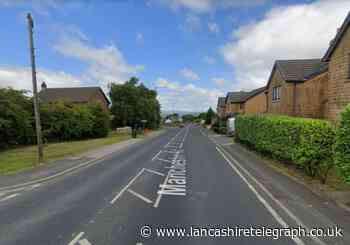 Appeal after man flashed two teenage girls in Burnley