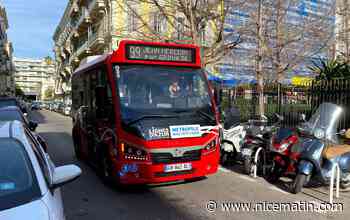 La navette électrique qui dessert le centre-ville de Nice est-elle vide depuis qu'elle est payante?