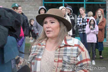 Mother voicing concerns about person peeping in change room at Nanaimo pool