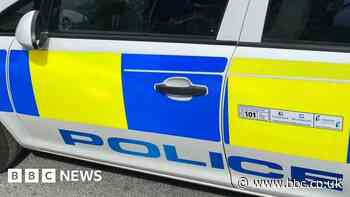 Man stabbed as he helped knife victim - police