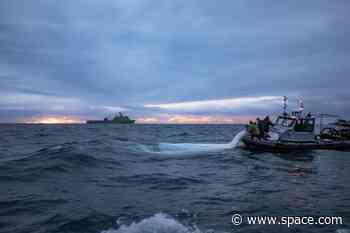 US military begins recovering Chinese spy balloon debris (photos)