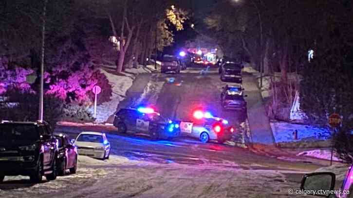 Shooting in northwest Calgary neighbourhood of Highwood sends 1 to hospital