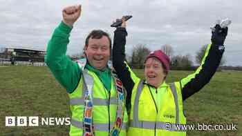Visually impaired Warwickshire man completes step challenge