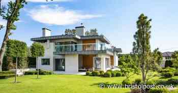 'Midlife' version of Love Island is taking applications for 'vibrant single parents'