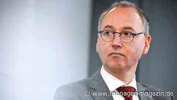 Bayer-Chef Baumann tritt ab, Roche-Manager Anderson übernimmt