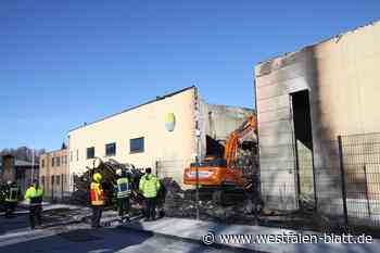Bestpool: Feuerwehr Steinhagen auch weiter am Brandort