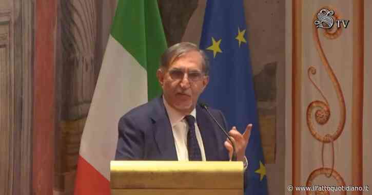 La Russa e il busto del duce: “Ce l’ho, me l’ha lasciato mio padre. Non capisco perché dovrei buttarlo, non lo farò mai”