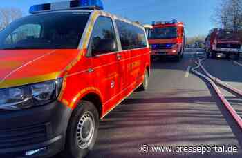 FW-SE: Feuer in einer Lagerhalle in Oering