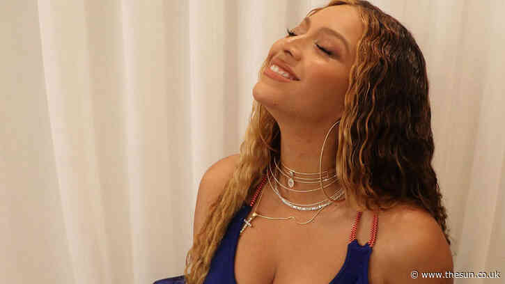 Beyonce, 41, wows in plunging purple sports bra and tracksuit bottoms for new range