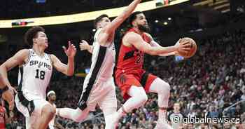 Siakam powers Raptors past Spurs 112-98